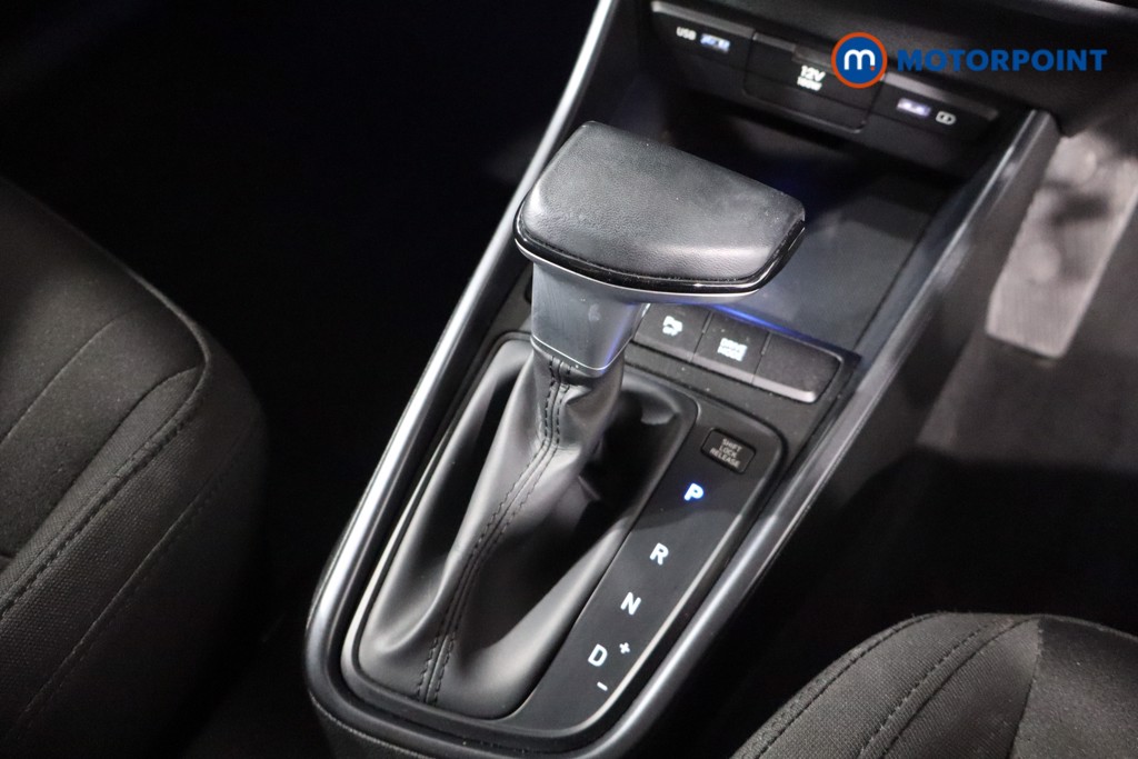 Hyundai Bayon Se Connect Automatic Petrol-Electric Hybrid SUV - Stock Number (1552601) - 14th supplementary image