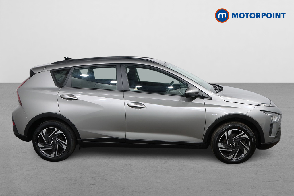 Hyundai Bayon Se Connect Automatic Petrol-Electric Hybrid SUV - Stock Number (1552601) - Drivers side