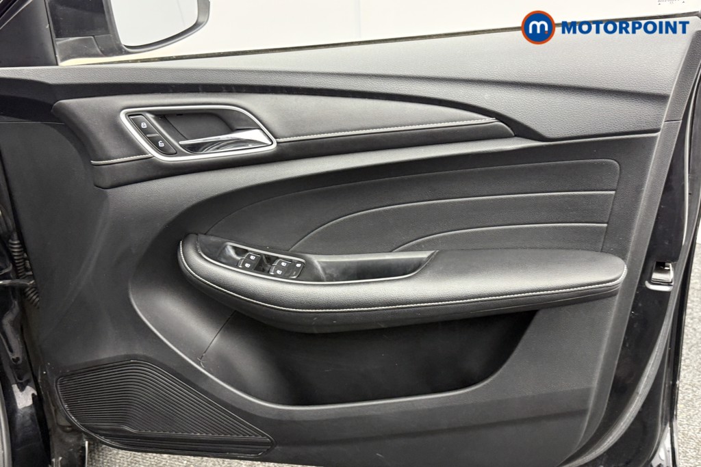 Mg Motor Uk MG5 Exclusive Automatic Electric Estate - Stock Number (1552607) - 9th supplementary image