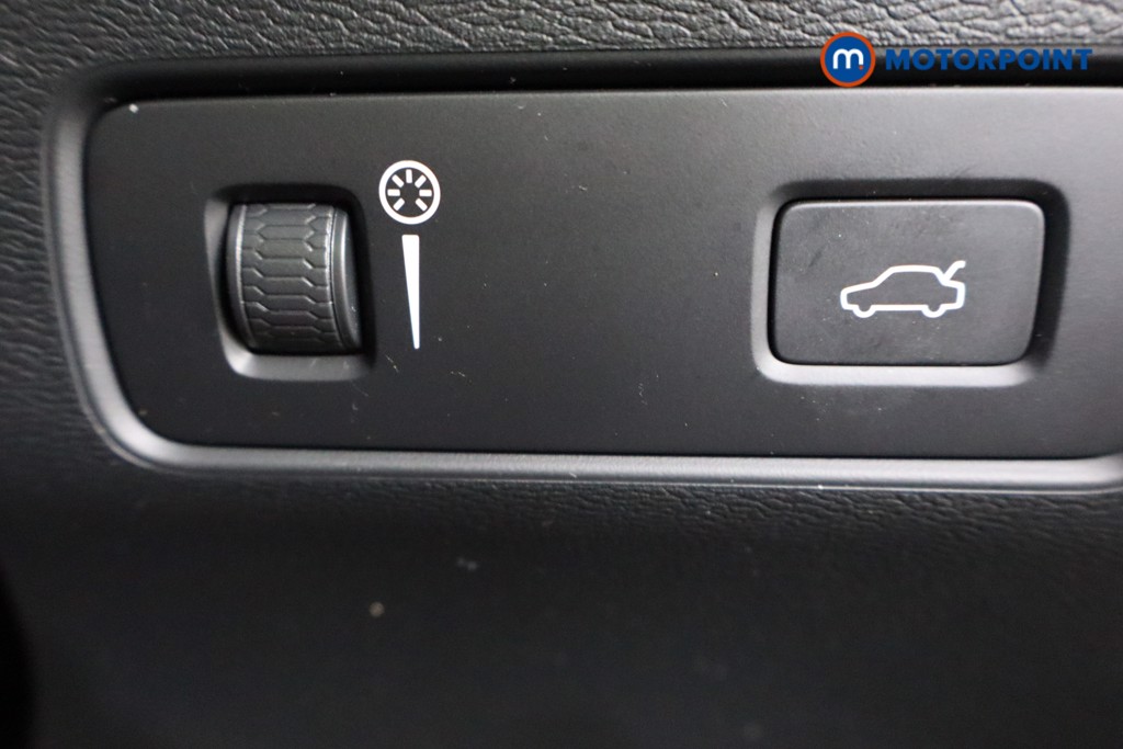 Volvo Xc40 Inscription Pro Automatic Petrol SUV - Stock Number (1552670) - 13th supplementary image