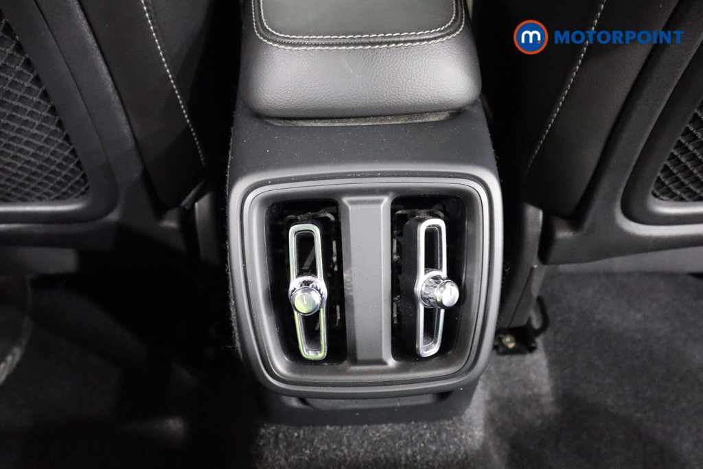 Volvo Xc40 Inscription Pro Automatic Petrol SUV - Stock Number (1552670) - 18th supplementary image