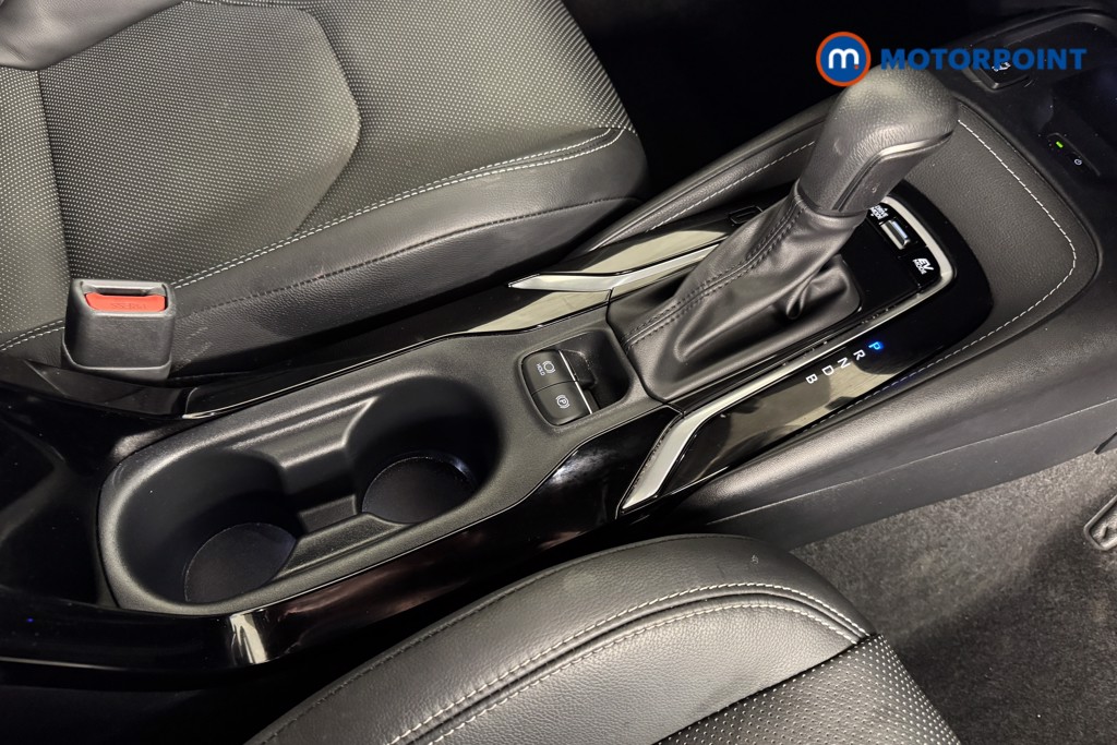 Toyota Corolla Excel Automatic Petrol-Electric Hybrid Estate - Stock Number (1552684) - 10th supplementary image