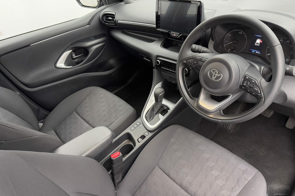 Toyota Yaris Icon Automatic Petrol-Electric Hybrid Hatchback - Stock Number (1552939) - 1st supplementary image