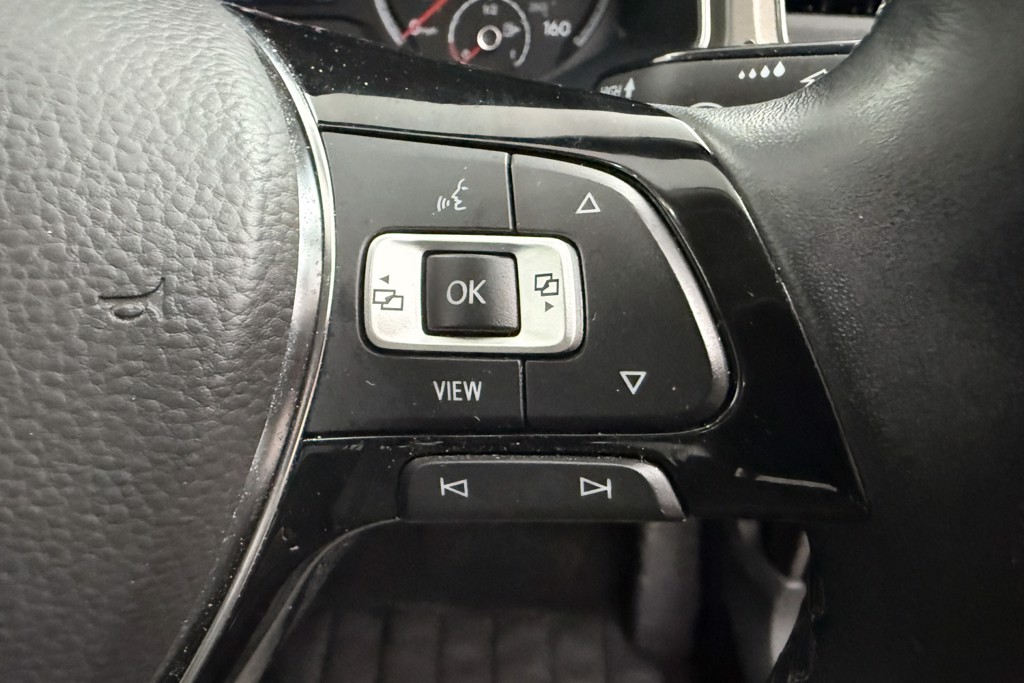 Volkswagen T-Roc Design Automatic Petrol SUV - Stock Number (1552989) - 4th supplementary image
