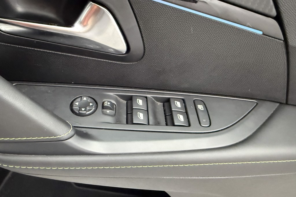 Peugeot 208 GT Manual Petrol Hatchback - Stock Number (1553001) - 18th supplementary image