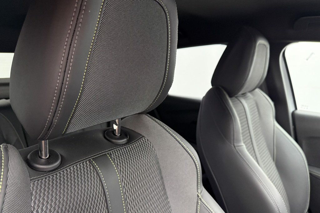 Peugeot 208 GT Manual Petrol Hatchback - Stock Number (1553001) - 21st supplementary image