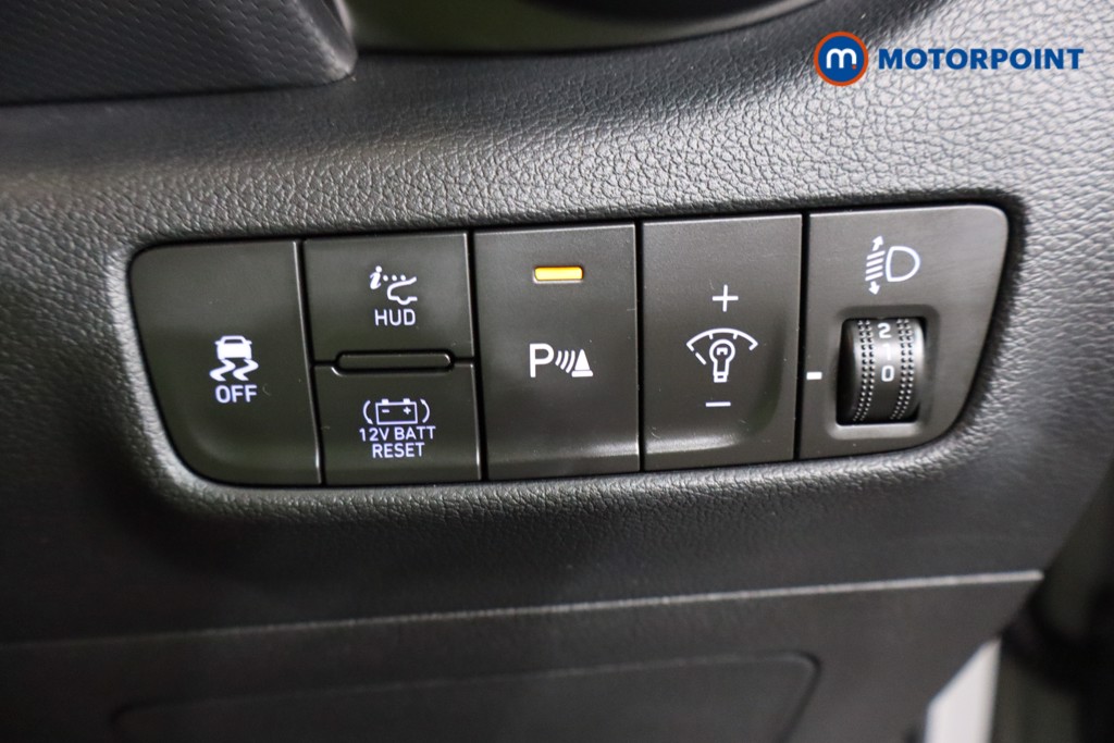 Hyundai Kona Ultimate Automatic Petrol-Electric Hybrid SUV - Stock Number (1553055) - 13th supplementary image