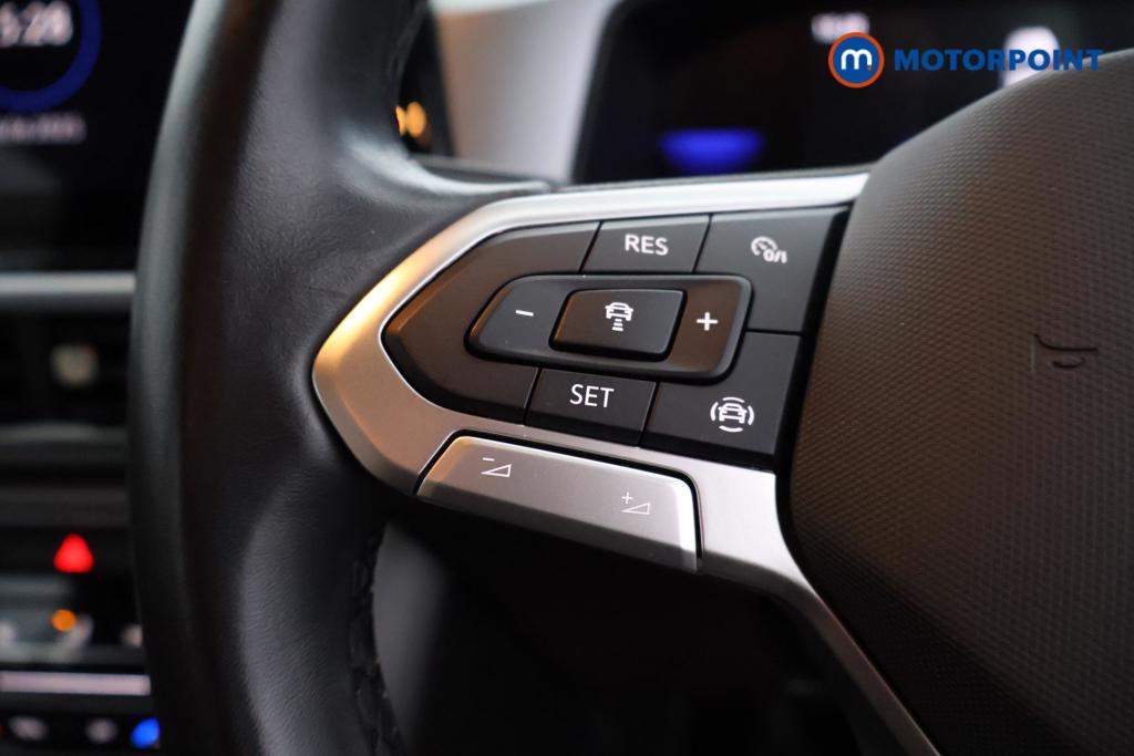 Volkswagen T-Roc Life Manual Petrol SUV - Stock Number (1553232) - 3rd supplementary image