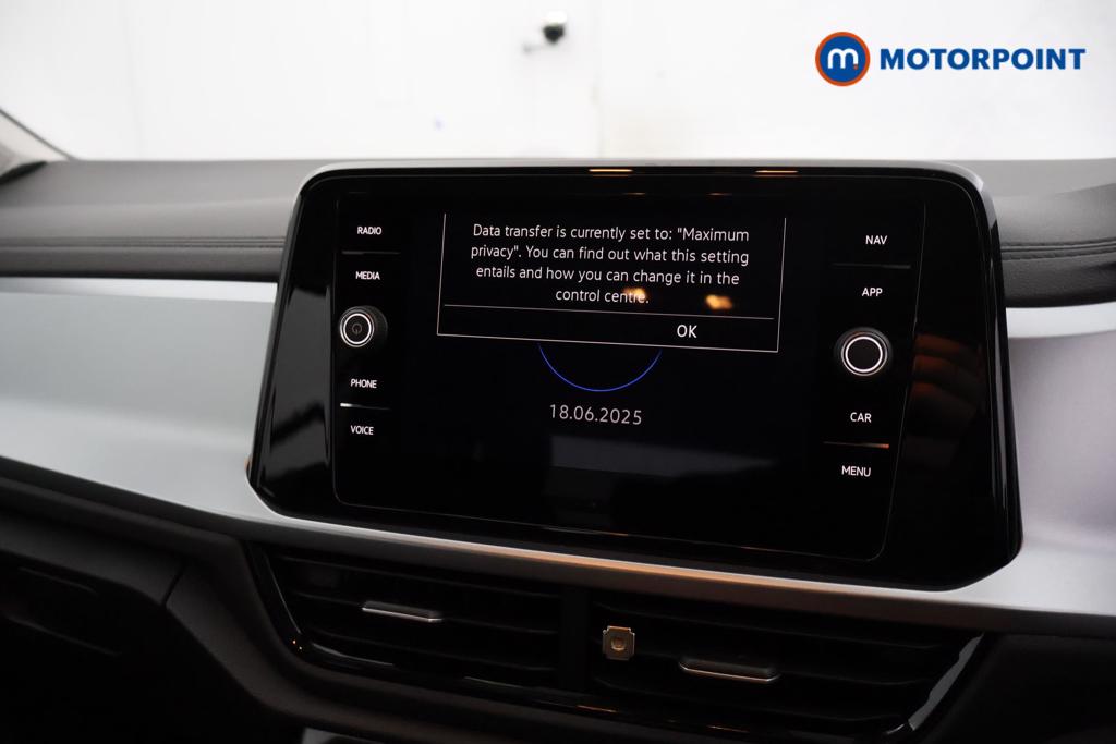 Volkswagen T-Roc Life Manual Petrol SUV - Stock Number (1553232) - 5th supplementary image