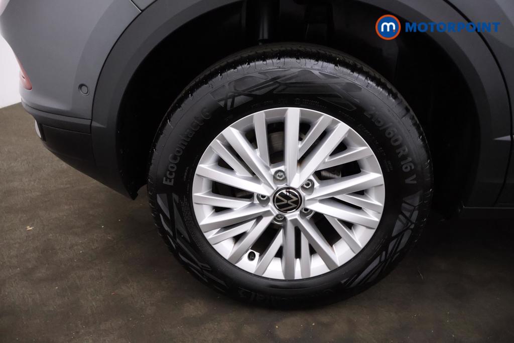 Volkswagen T-Roc Life Manual Petrol SUV - Stock Number (1553232) - 13th supplementary image