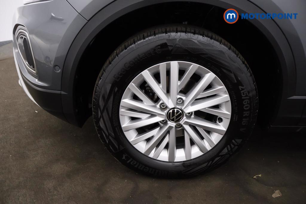 Volkswagen T-Roc Life Manual Petrol SUV - Stock Number (1553232) - 15th supplementary image