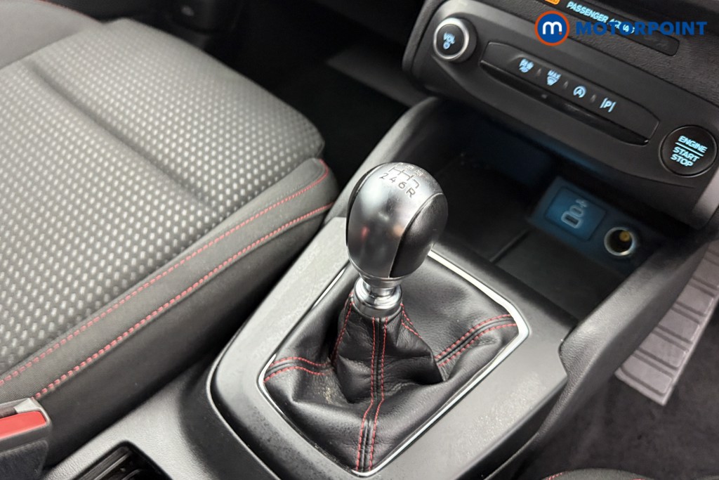 Ford Focus St-Line Manual Petrol Hatchback - Stock Number (1553392) - 11th supplementary image