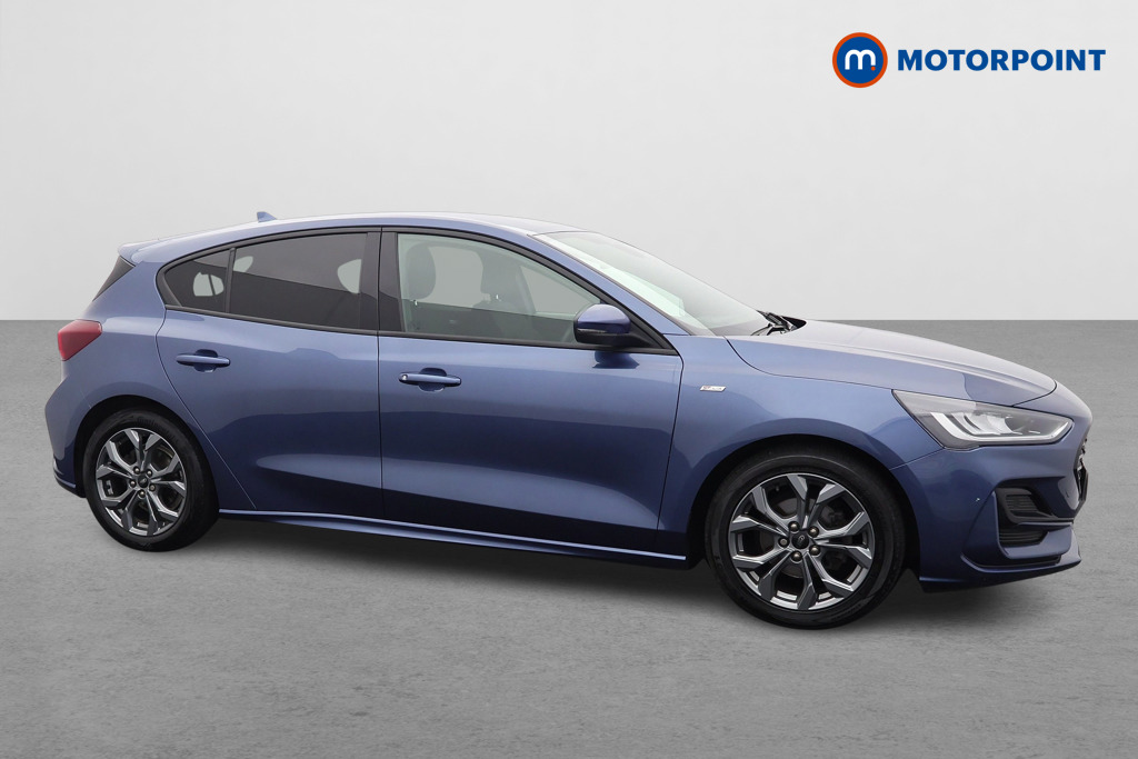 Ford Focus St-Line Manual Petrol Hatchback - Stock Number (1553392) - Drivers side