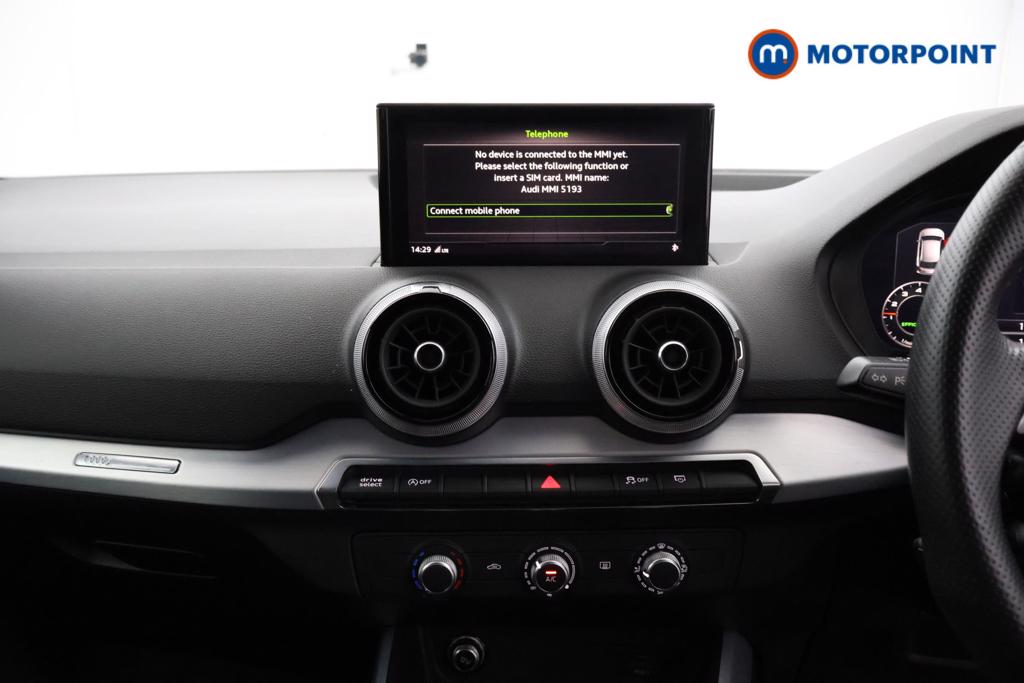 Audi Q2 Black Edition Manual Petrol SUV - Stock Number (1553606) - 5th supplementary image