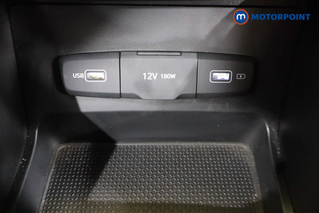 Hyundai Tucson Se Connect Manual Petrol SUV - Stock Number (1553736) - 7th supplementary image
