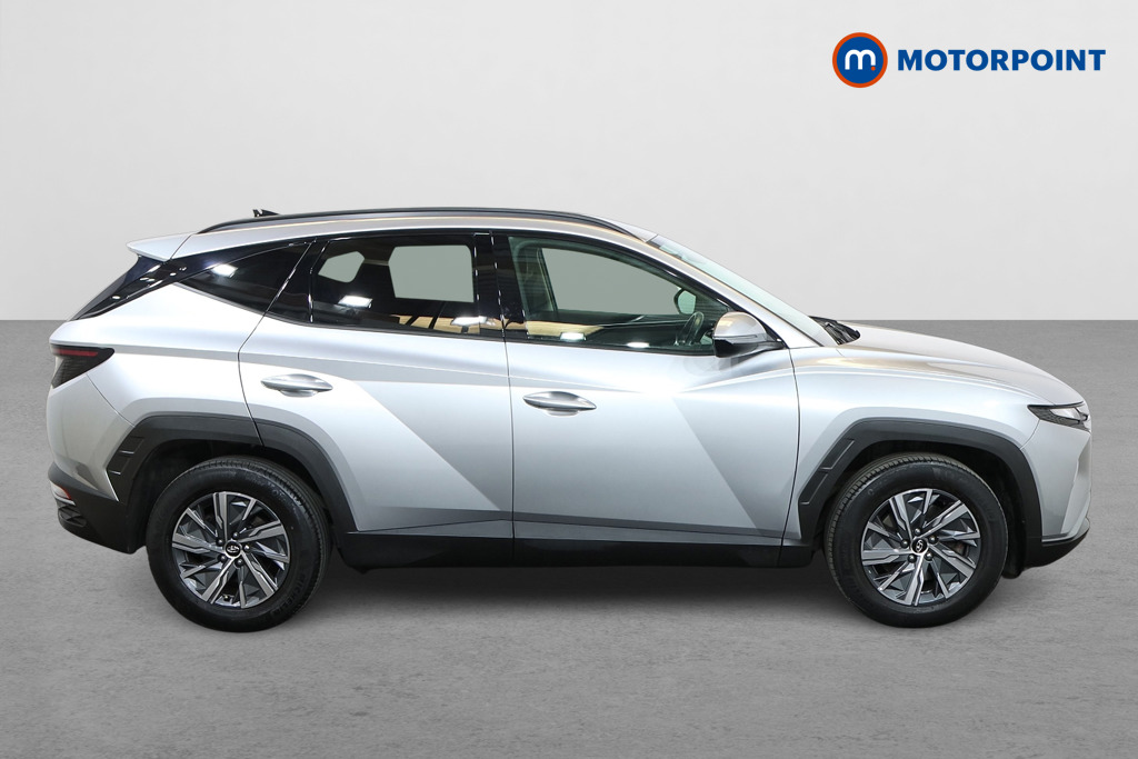 Hyundai Tucson Se Connect Manual Petrol SUV - Stock Number (1553736) - Drivers side