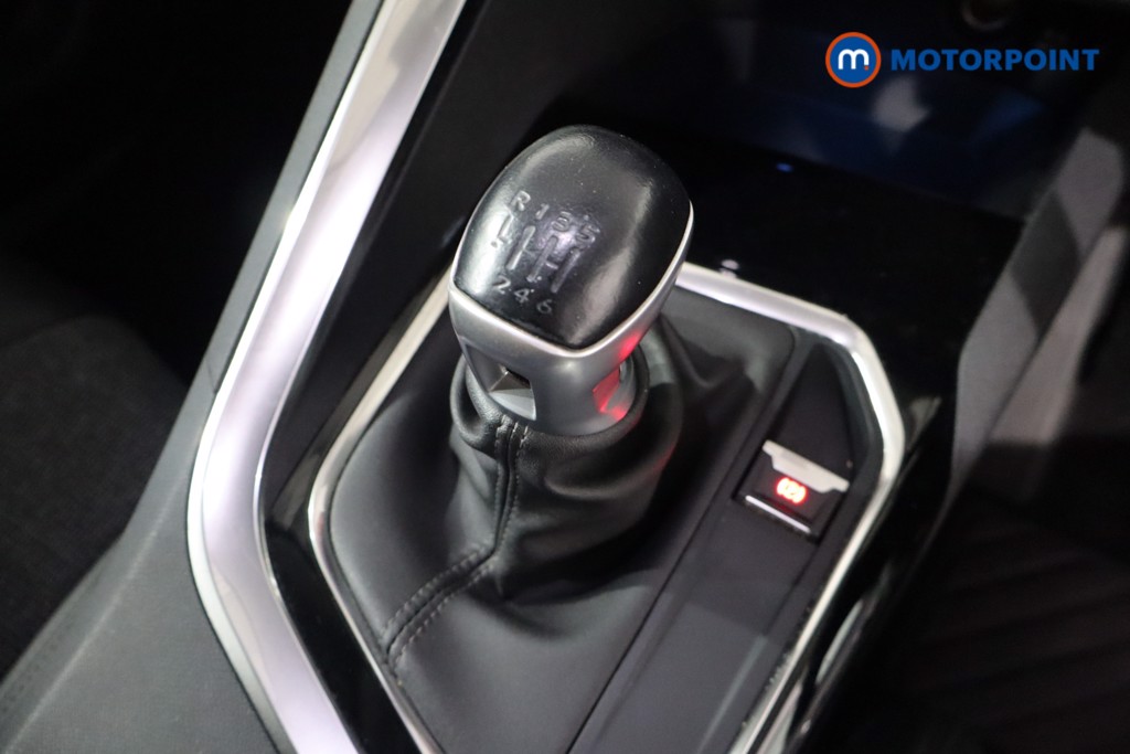 Peugeot 3008 Allure Manual Diesel SUV - Stock Number (1553875) - 14th supplementary image