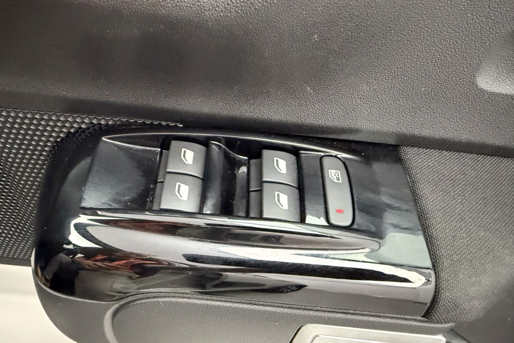 Citroen C3 C-Series Edition Automatic Petrol Hatchback - Stock Number (1554049) - 16th supplementary image
