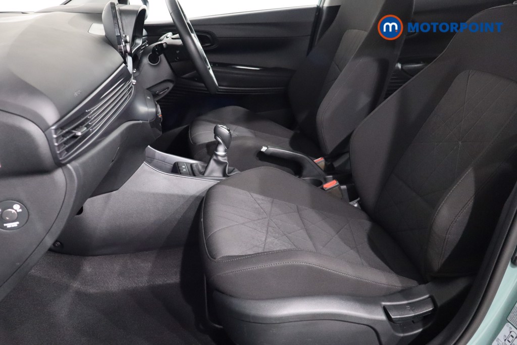 Hyundai Bayon Se Connect Manual Petrol-Electric Hybrid SUV - Stock Number (1554059) - 4th supplementary image
