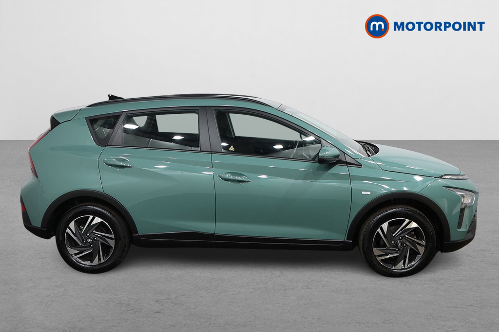 Hyundai Bayon Se Connect Manual Petrol-Electric Hybrid SUV - Stock Number (1554059) - Drivers side