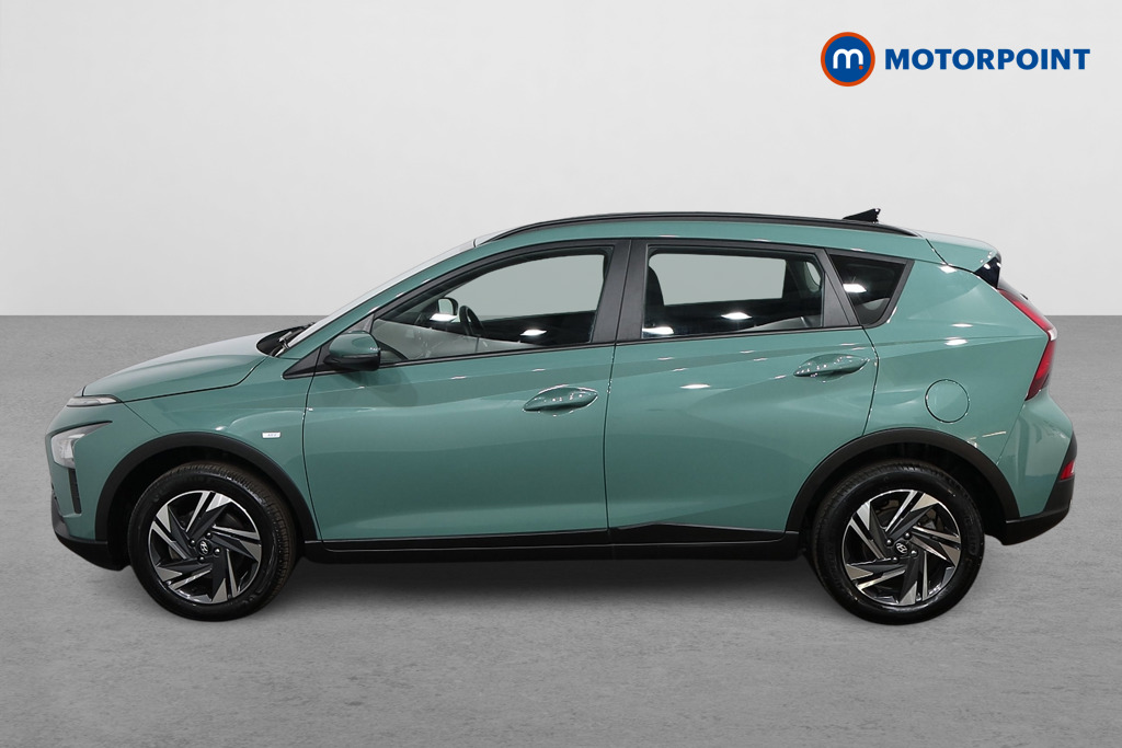 Hyundai Bayon Se Connect Manual Petrol-Electric Hybrid SUV - Stock Number (1554059) - Passenger side