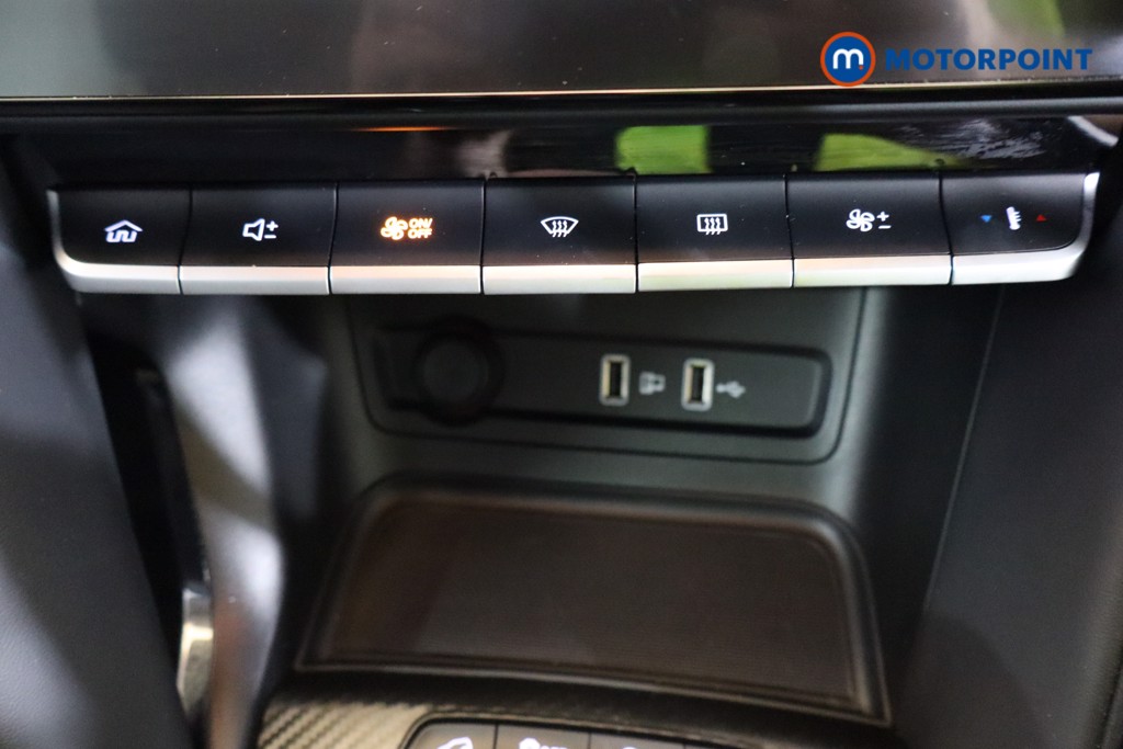 Mg Motor Uk ZS Exclusive Manual Petrol SUV - Stock Number (1554247) - 7th supplementary image