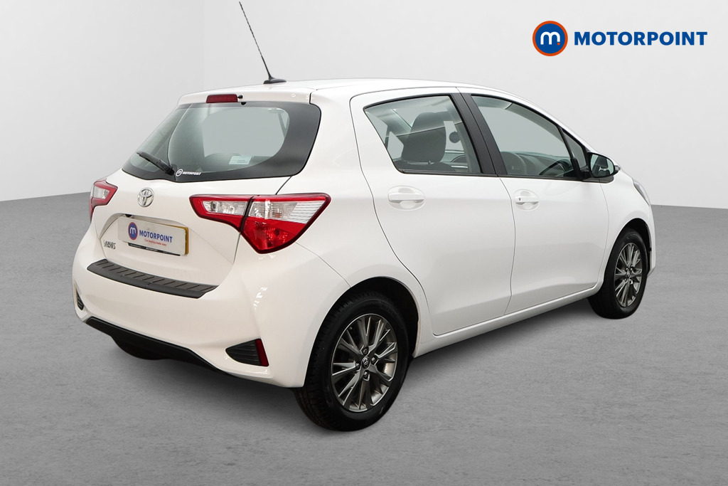 Toyota Yaris Icon Manual Petrol Hatchback - Stock Number (1554297) - Drivers side rear corner