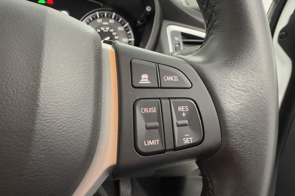 Suzuki S-Cross Motion Automatic Petrol-Electric Hybrid SUV - Stock Number (1554302) - 5th supplementary image