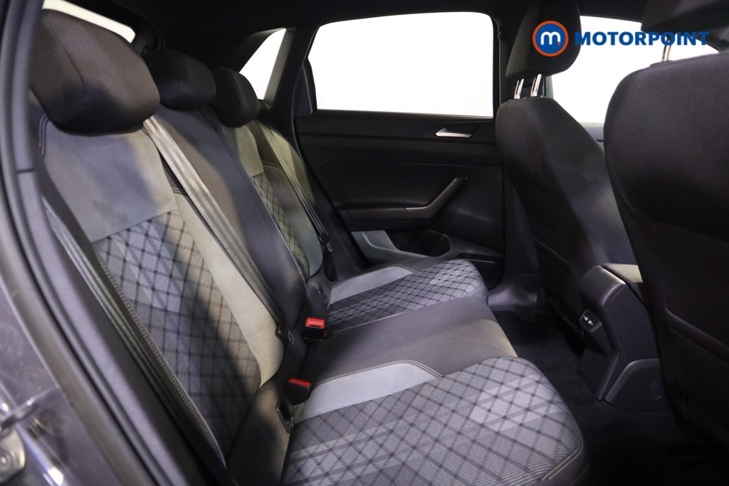 Volkswagen Polo R-Line Manual Petrol Hatchback - Stock Number (1554447) - 14th supplementary image