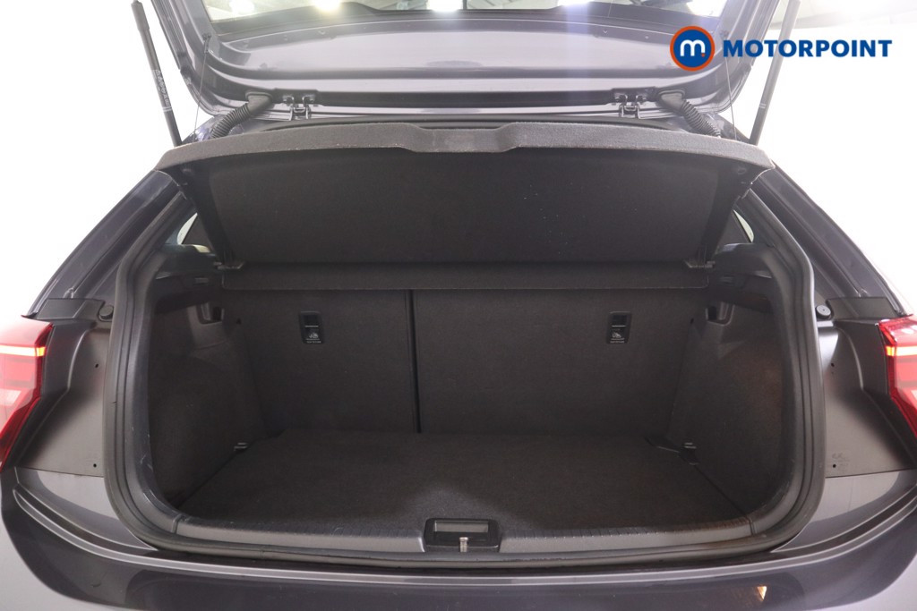 Volkswagen Polo R-Line Manual Petrol Hatchback - Stock Number (1554447) - 15th supplementary image