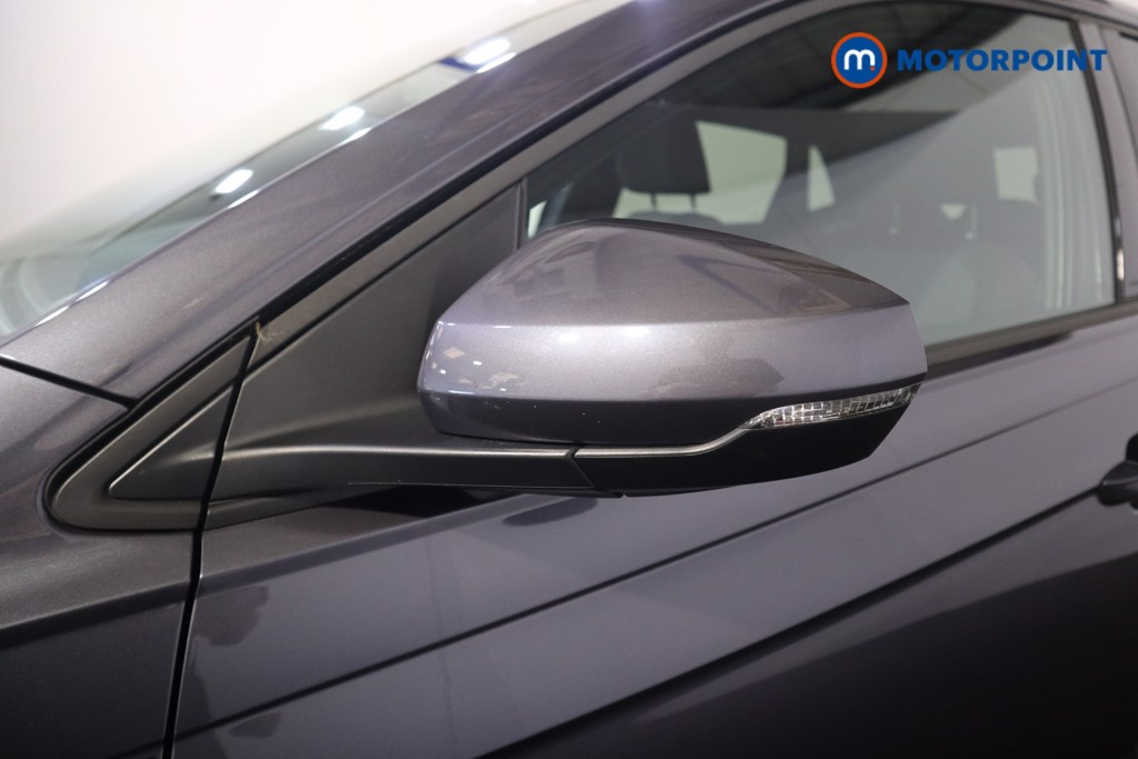 Volkswagen Polo R-Line Manual Petrol Hatchback - Stock Number (1554447) - 24th supplementary image