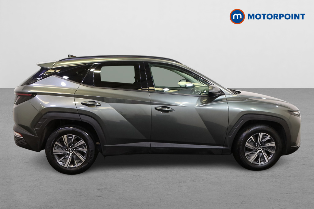 Hyundai Tucson Se Connect Manual Petrol SUV - Stock Number (1554507) - Drivers side