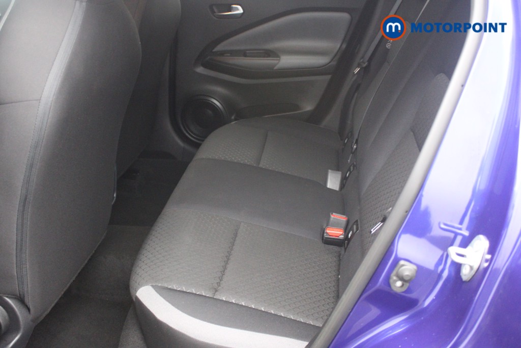 Nissan Juke N-Connecta Automatic Petrol SUV - Stock Number (1554526) - 2nd supplementary image