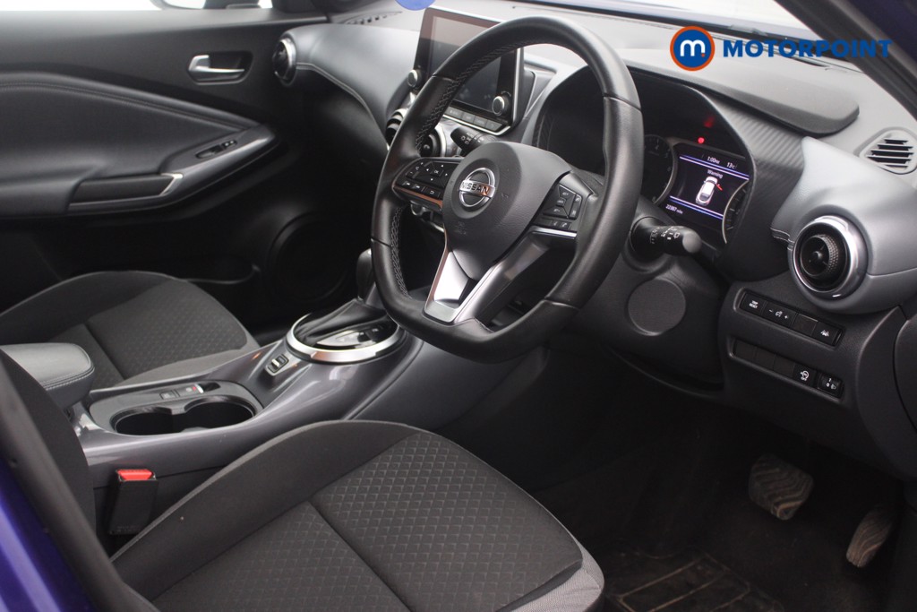 Nissan Juke N-Connecta Automatic Petrol SUV - Stock Number (1554526) - 3rd supplementary image