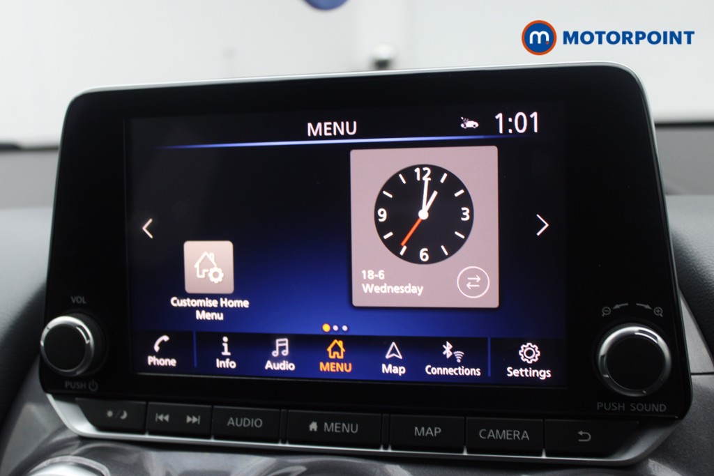 Nissan Juke N-Connecta Automatic Petrol SUV - Stock Number (1554526) - 5th supplementary image