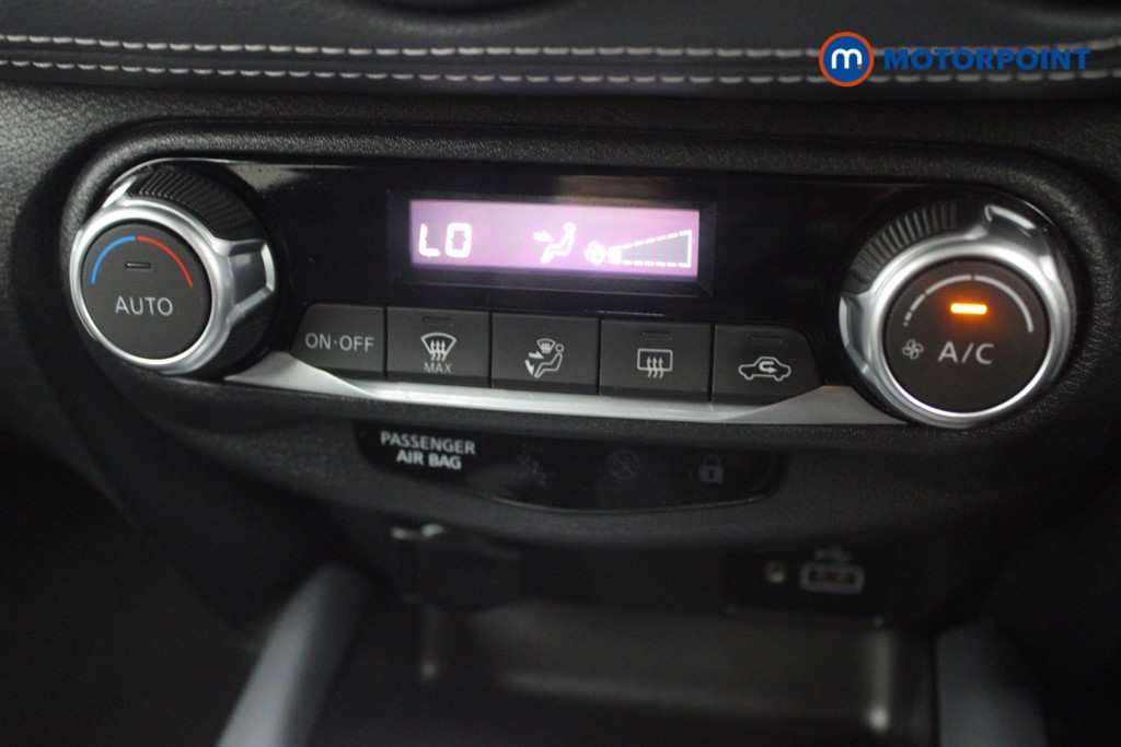 Nissan Juke N-Connecta Automatic Petrol SUV - Stock Number (1554526) - 10th supplementary image