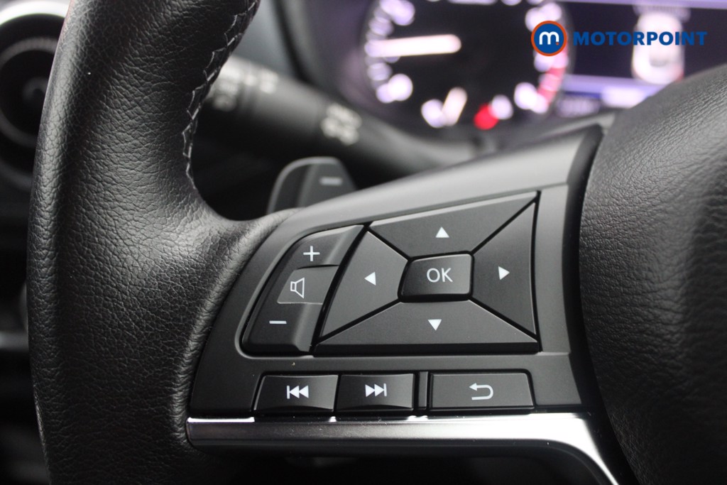 Nissan Juke N-Connecta Automatic Petrol SUV - Stock Number (1554526) - 13th supplementary image