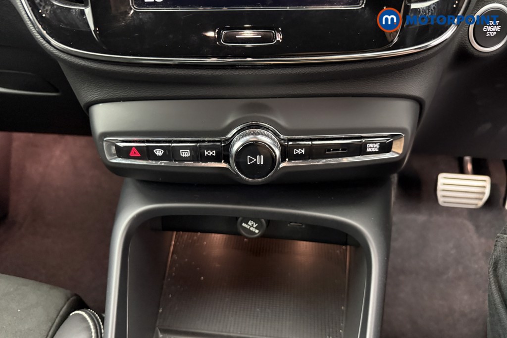Volvo Xc40 R Design Automatic Petrol Plug-In Hybrid SUV - Stock Number (1554685) - 10th supplementary image