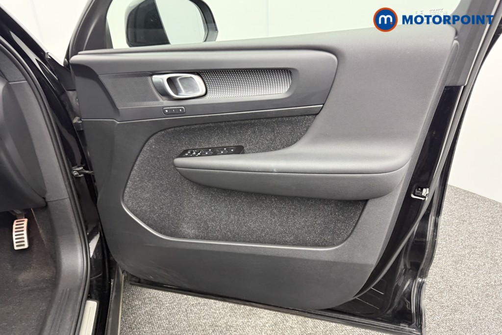 Volvo Xc40 R Design Automatic Petrol Plug-In Hybrid SUV - Stock Number (1554685) - 17th supplementary image