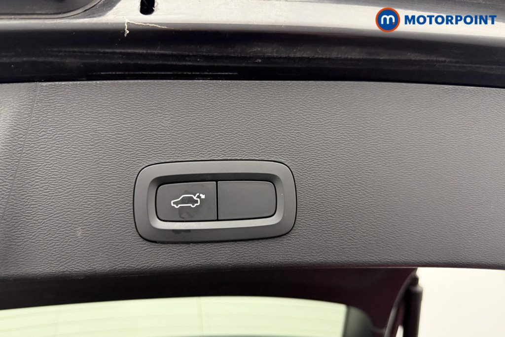 Volvo Xc40 R Design Automatic Petrol Plug-In Hybrid SUV - Stock Number (1554685) - 23rd supplementary image