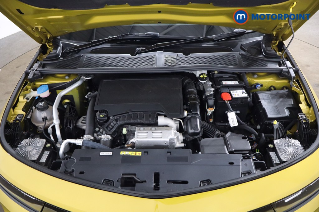 Vauxhall Astra Ultimate Automatic Petrol Hatchback - Stock Number (1554929) - 26th supplementary image