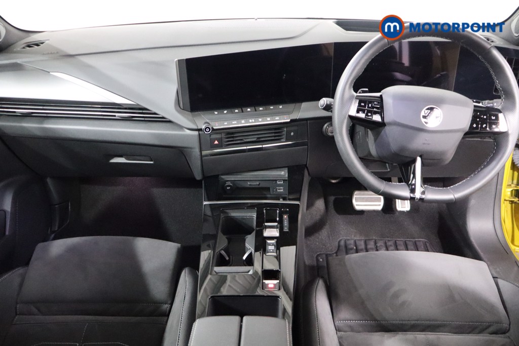 Vauxhall Astra Ultimate Automatic Petrol Hatchback - Stock Number (1554929) - 1st supplementary image