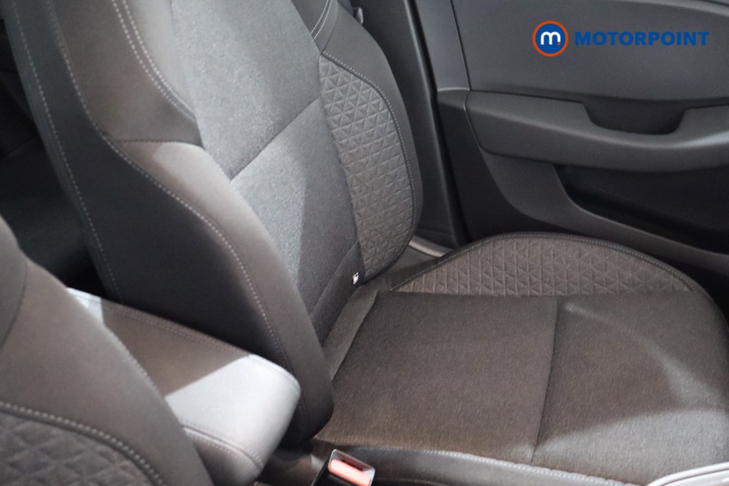 Renault Clio Iconic Edition Manual Petrol Hatchback - Stock Number (1555373) - 23rd supplementary image