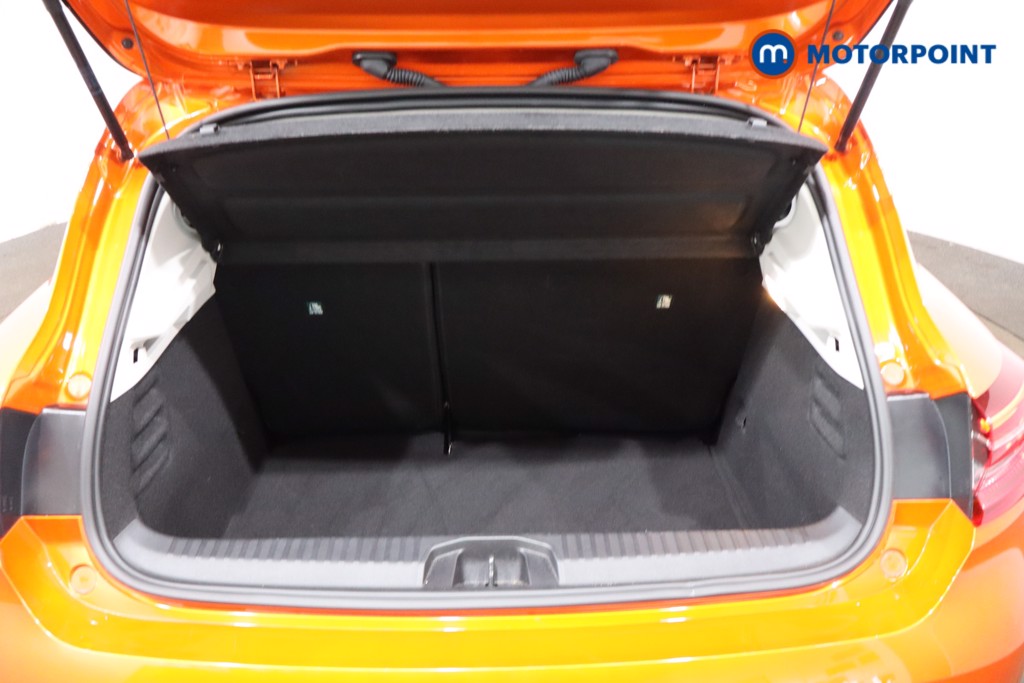 Renault Clio Iconic Edition Manual Petrol Hatchback - Stock Number (1555373) - 30th supplementary image