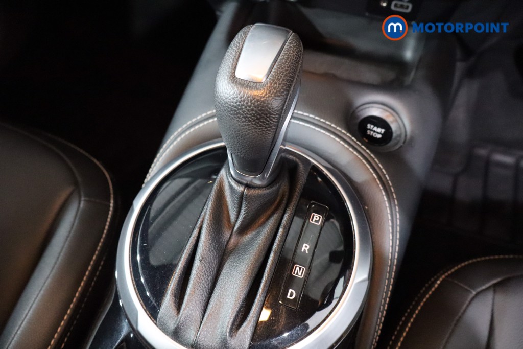 Nissan Juke Premiere Edition Automatic Petrol-Electric Hybrid SUV - Stock Number (1555493) - 15th supplementary image