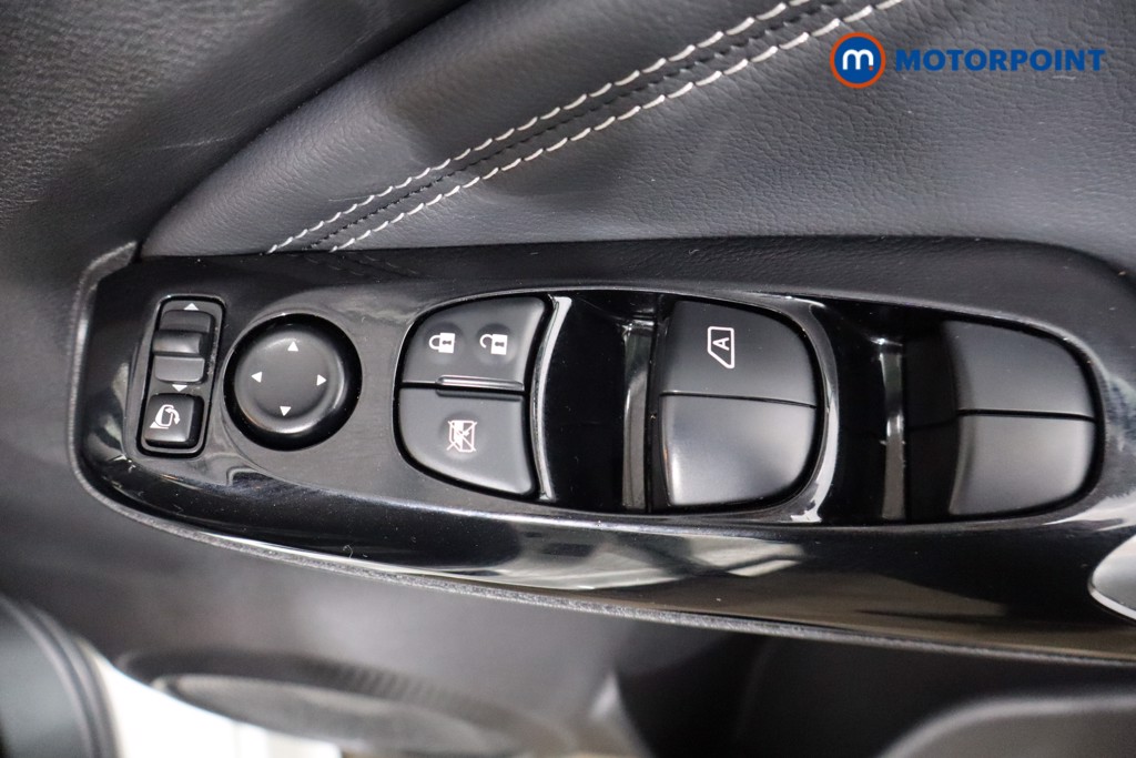 Nissan Juke Premiere Edition Automatic Petrol-Electric Hybrid SUV - Stock Number (1555493) - 16th supplementary image
