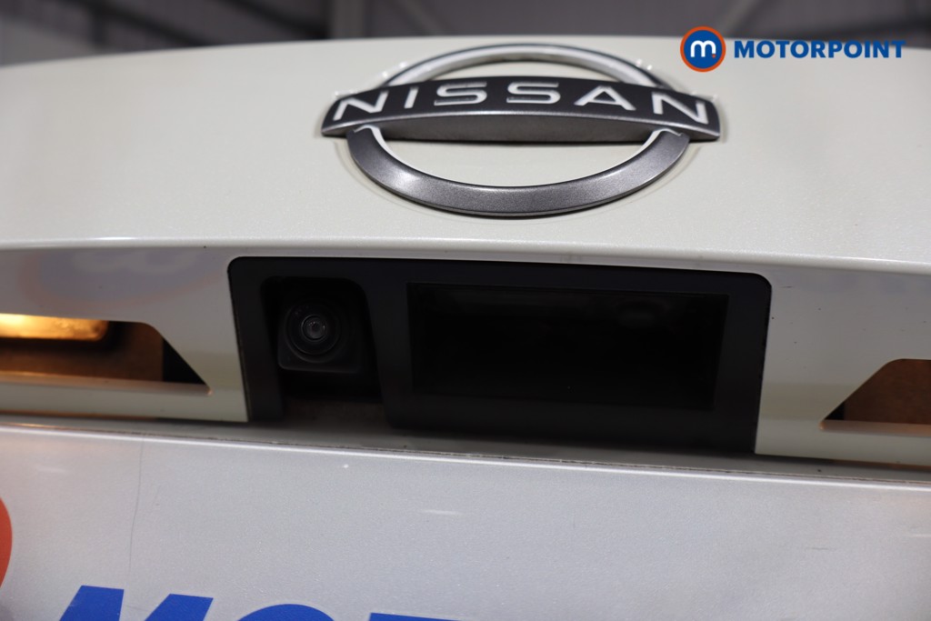 Nissan Juke Premiere Edition Automatic Petrol-Electric Hybrid SUV - Stock Number (1555493) - 30th supplementary image