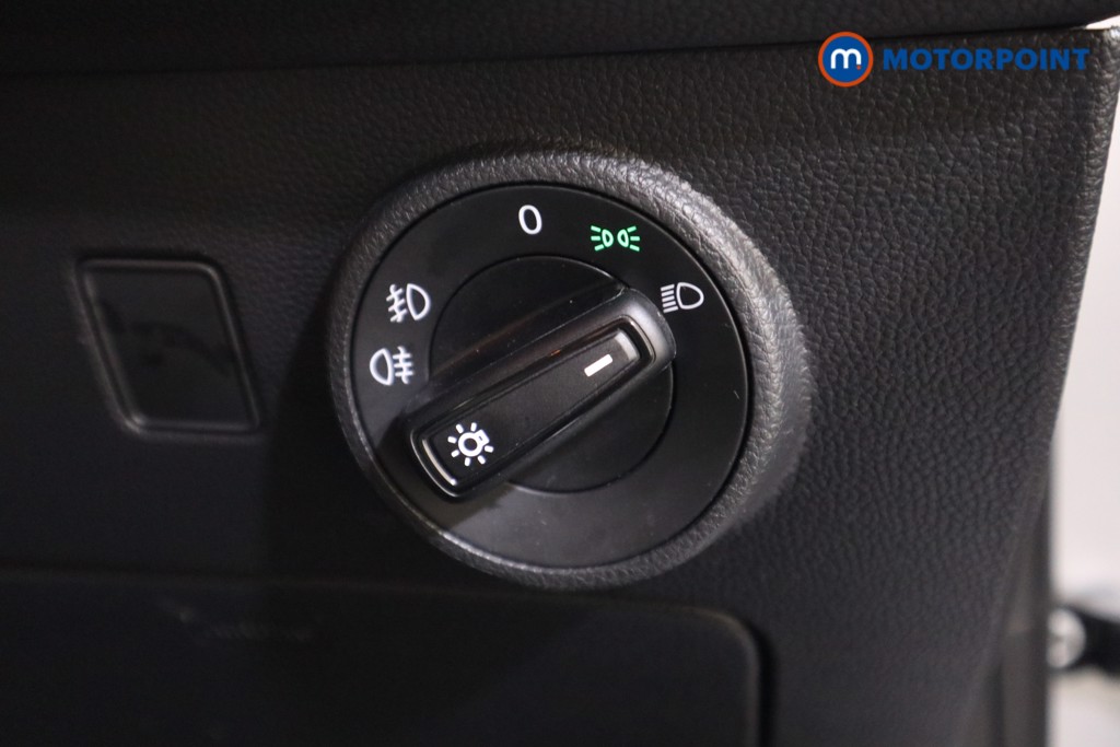 Seat Ateca Se Technology Manual Petrol SUV - Stock Number (1555537) - 9th supplementary image