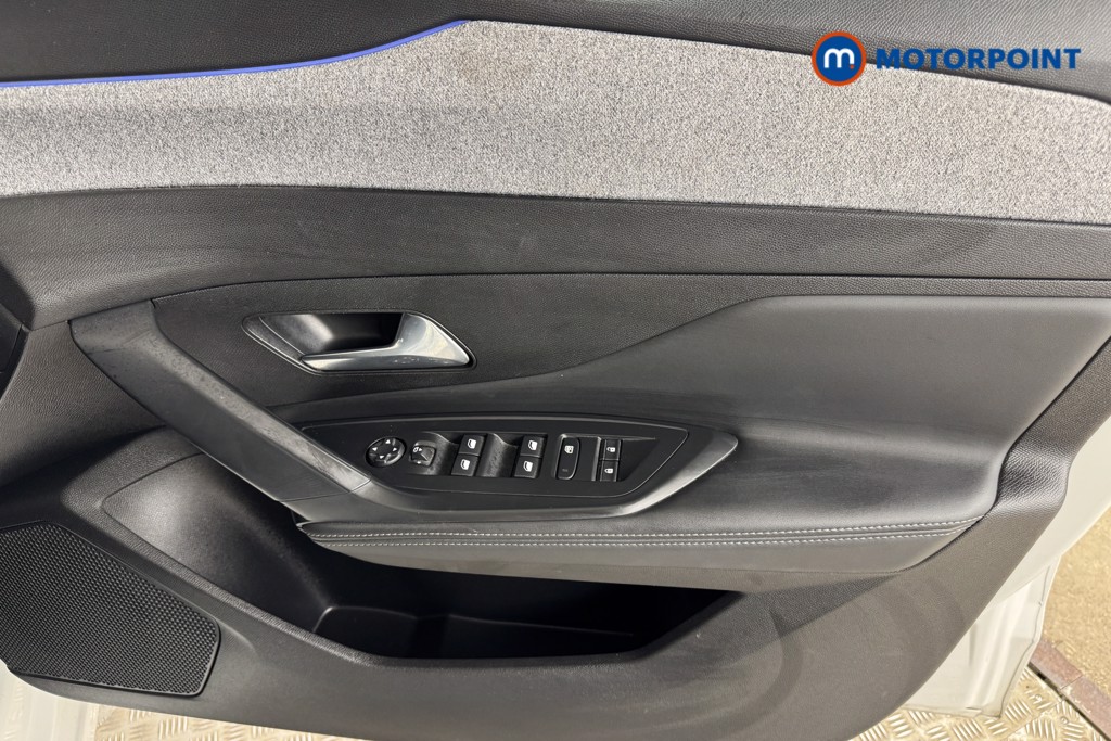 Peugeot 308 Allure Premium Automatic Petrol Plug-In Hybrid Hatchback - Stock Number (1555675) - 15th supplementary image
