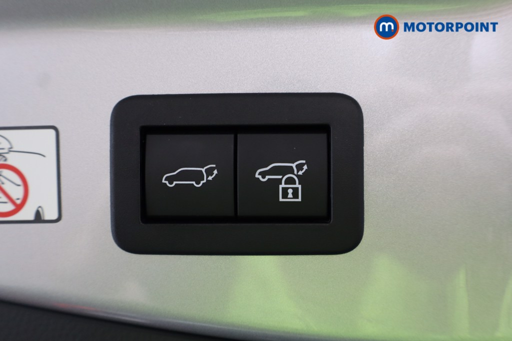 Toyota C-Hr Design Automatic Petrol-Electric Hybrid SUV - Stock Number (1556259) - 19th supplementary image